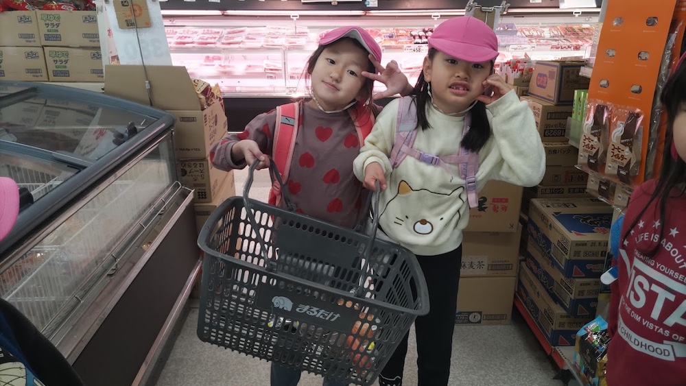 クッキングの材料を買いに行きました2